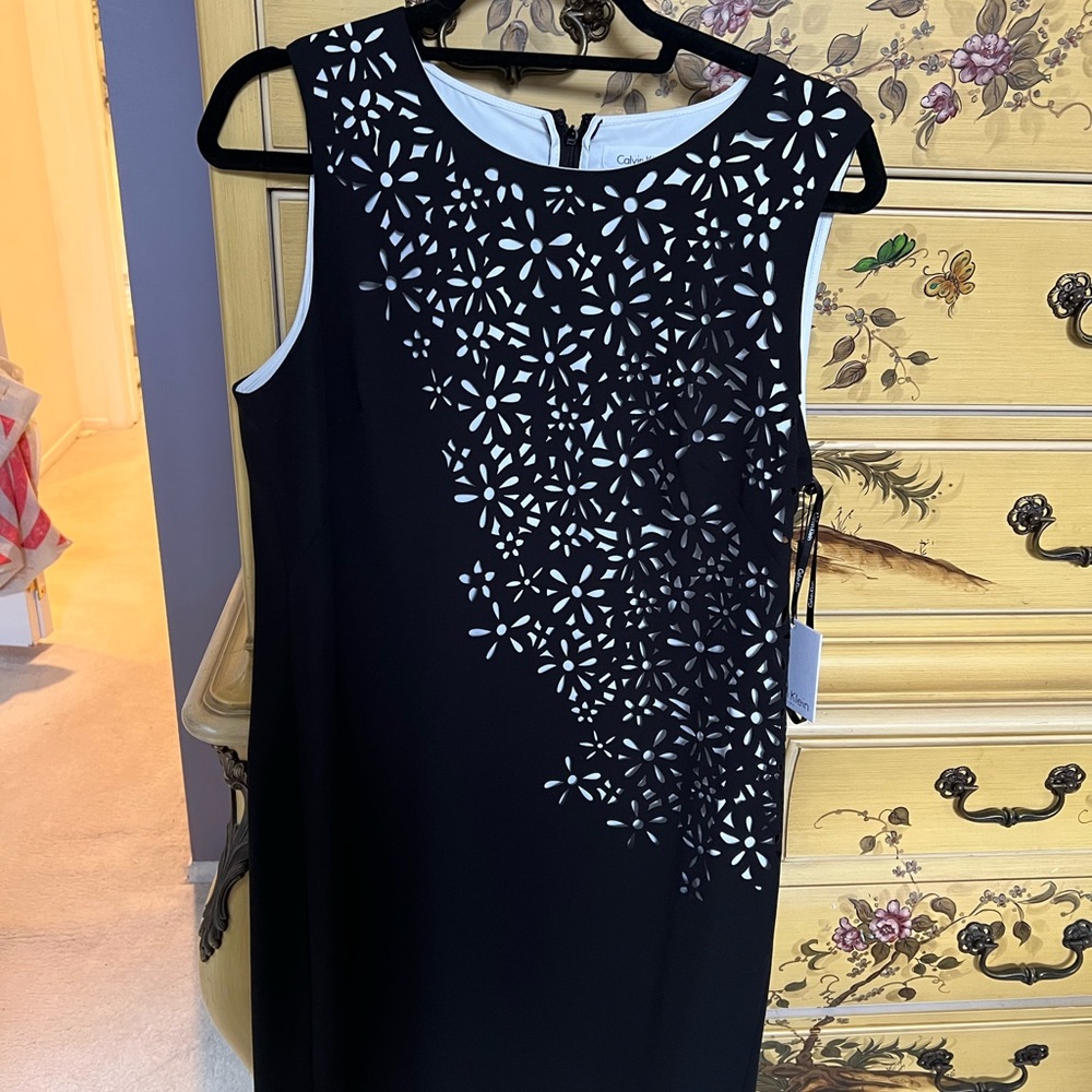 Calvin Klein Dress in brown with white underlay